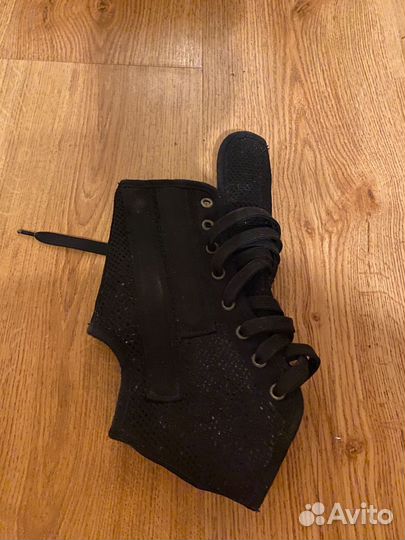 Бандаж на голеностопный сустав M 20-23 см