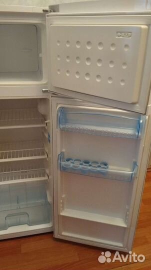 Холодильник Beko DSK 25050