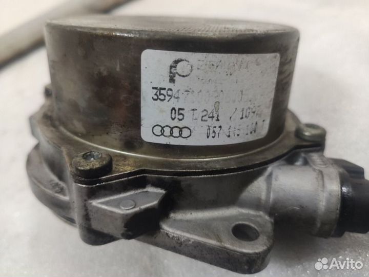 Насос вакуумный Volkswagen Touareg GP BKS 2005