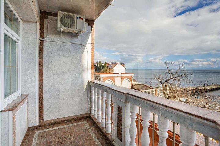 Квартира-студия, 38 м², 3/9 эт.