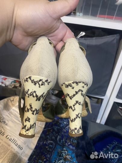 Босоножки galliano 38 размер