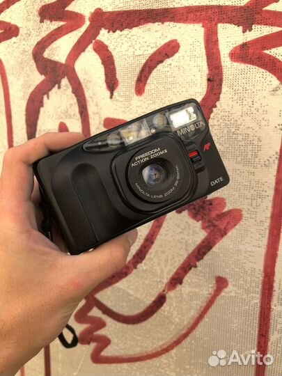 Пленочный фотоаппарат Minolta Freedom Action II