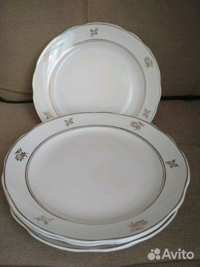 Тарелки Дулево