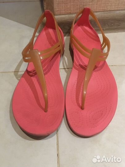 Сандалии Crocs 41-42