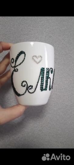 Инкрустация стразами