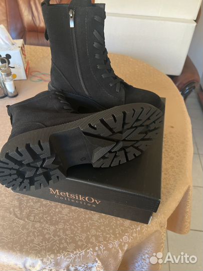 Ботинки женские