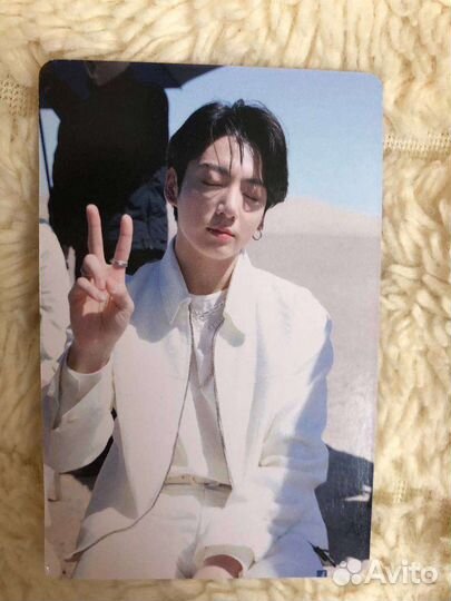 Чонгуки карточка BTS