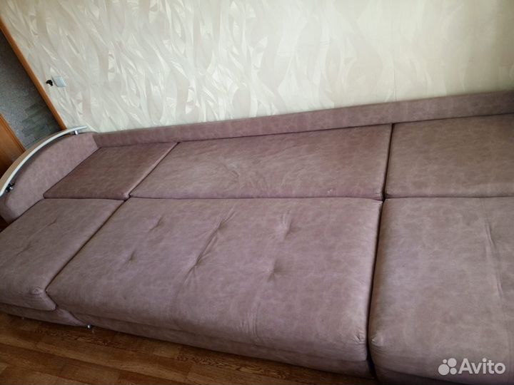 Большой угловой диван бу