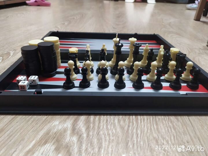 Магнитная игра 4 в 1