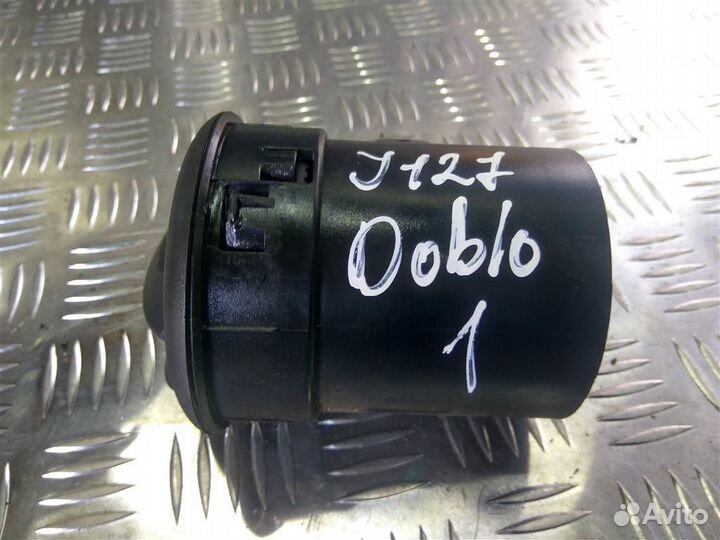 Решетка воздуховода Фиат Doblo