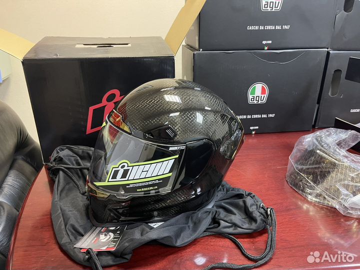 Мотошлем Icon Airframe Pro Carbon