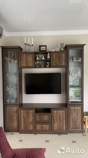 Буфеты серванты горки