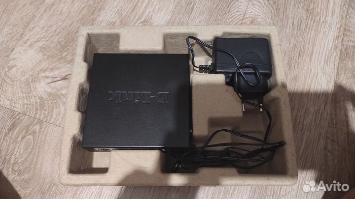 Коммутатор Dlink