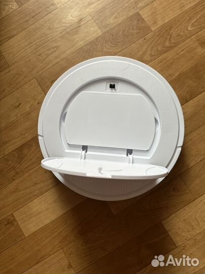 Робот пылесос