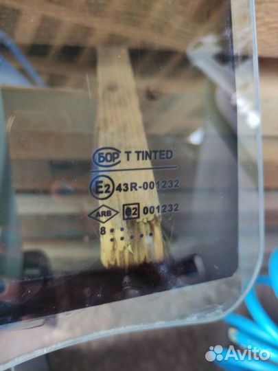 Стекло двери заднее правое Renault Logan 1 седан