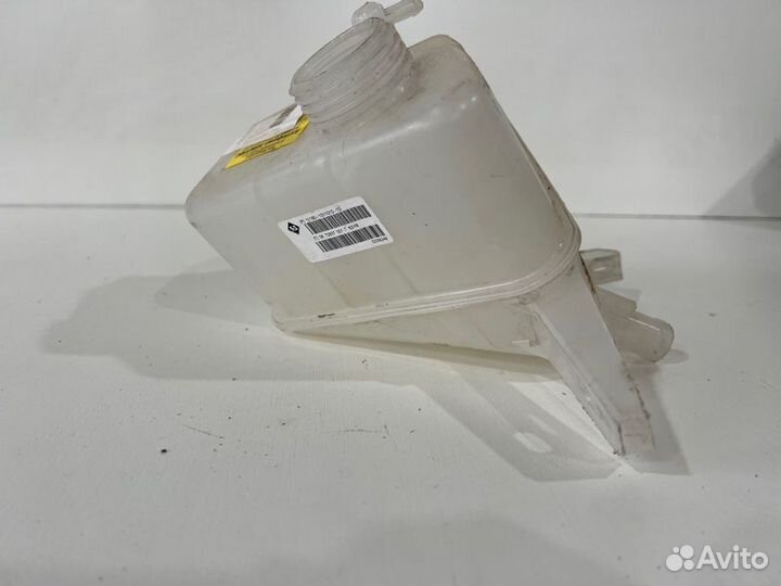 Бачок расширительный LADA Granta 2011-Нв