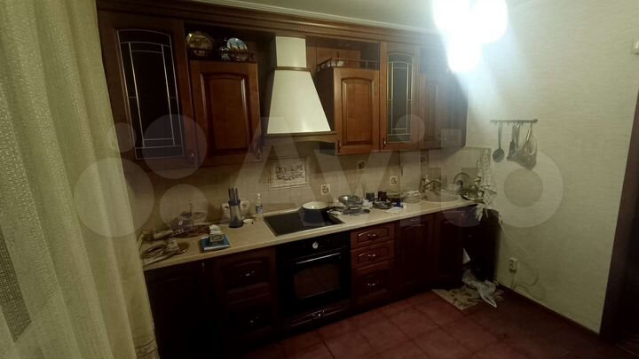 4-к. квартира, 79 м², 5/10 эт.