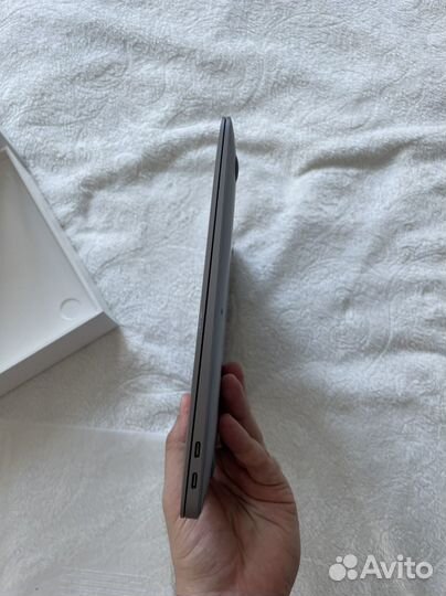 Apple MacBook Air 13 m1 (рст, 45 циклов)