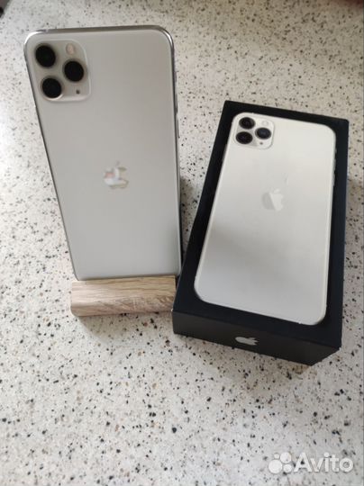 iPhone 11 Pro Max, 64 ГБ