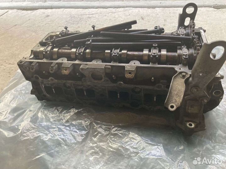 Головка блока цилиндров двигателя ом651 Мерседес