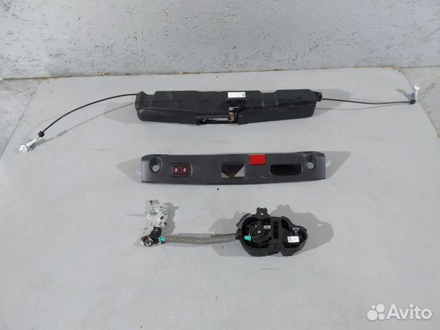 Привод крышки багажника Mercedes Cls-Class W218