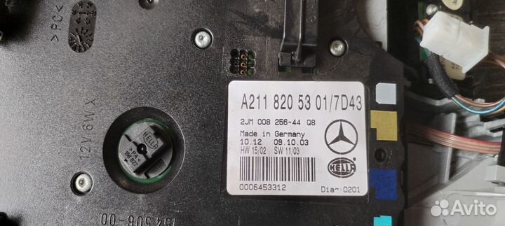 Плафон освещения салона на mercedes w211