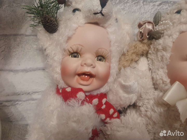 Кукла фарфоровая коллекционная