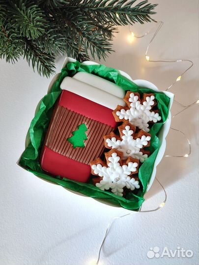 Пряники, раскраски, шоколадные бомбы