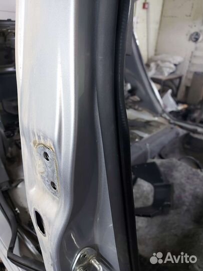 Резинка проёма двери Киа Рио 2