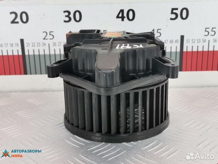 Моторчик печки Volkswagen Passat B5 рест. 2001