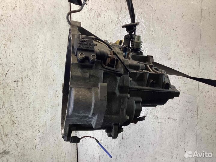 МКПП (механическая коробка переключения передач) Nissan Tino