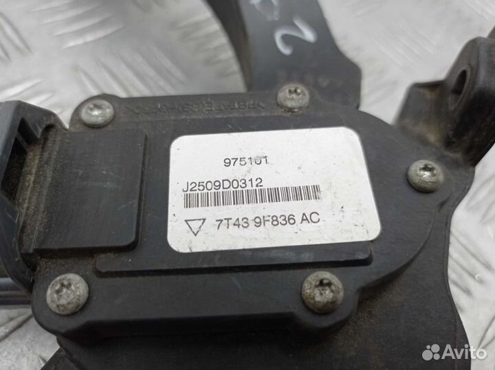 Педаль газа Mazda CX-9 1 TB 7T439F836AC