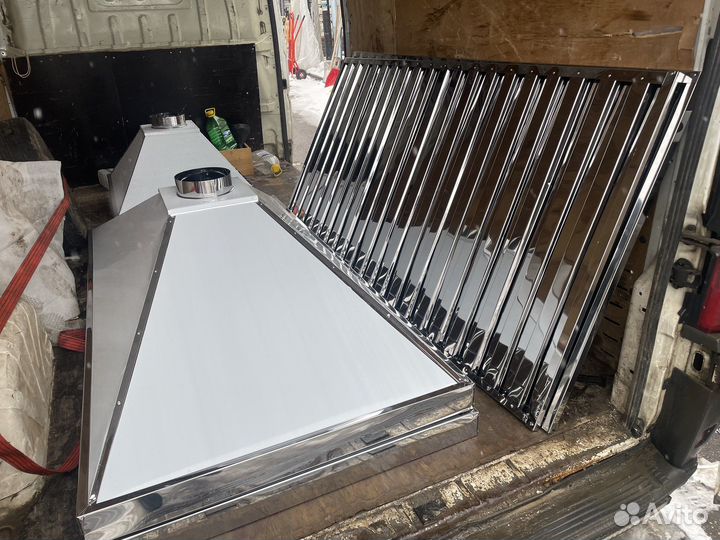 Зонт вытяжной пристенный оцинкованный 1500х500