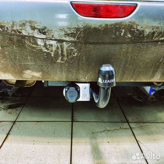 Фаркоп на Nissan Note (E11) (хетчбек) 2005-2014