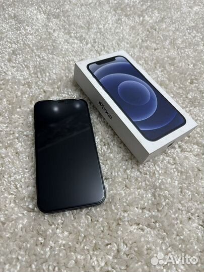 iPhone 12, 64 ГБ