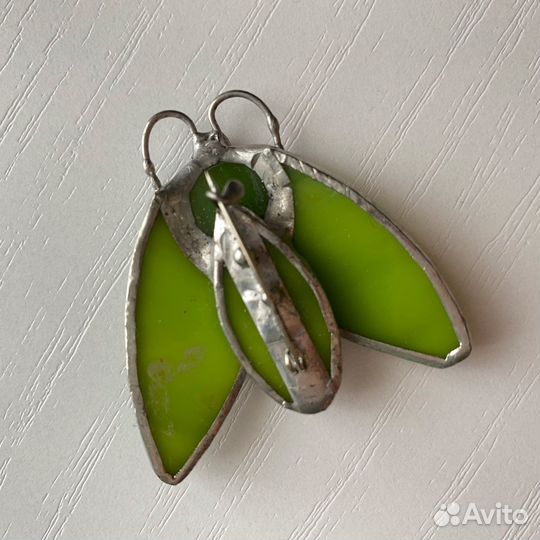 Брошь мотылёк из стекла Тиффани витраж