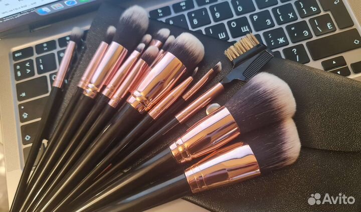 Набор кистей для макияжа, 15 штук