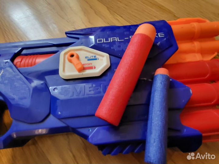 Бластер Nerf mega dual-strike