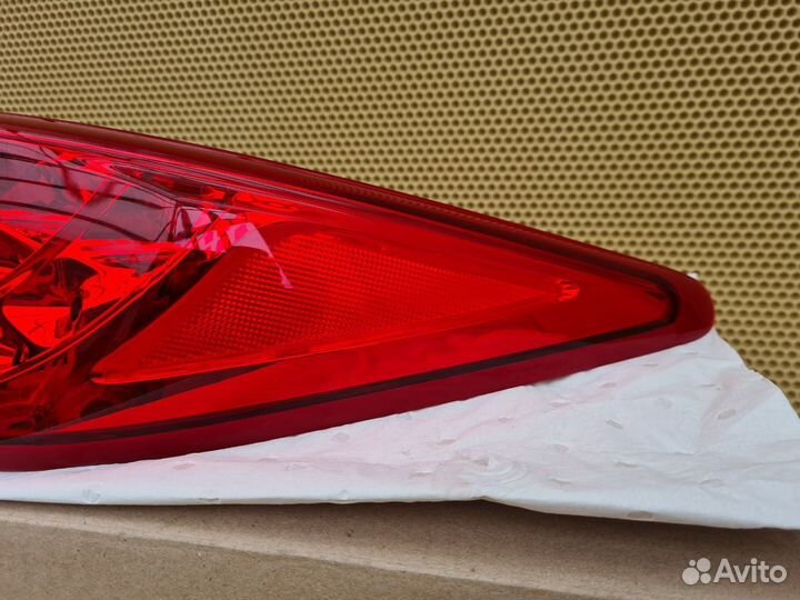 Фонарь в крыло задний правый Infiniti Jx Qx60 L50