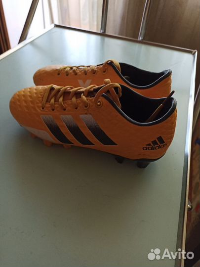 Детские футбольные бутсы 34 размер