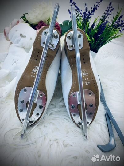 Фигурные коньки edea chorus 230