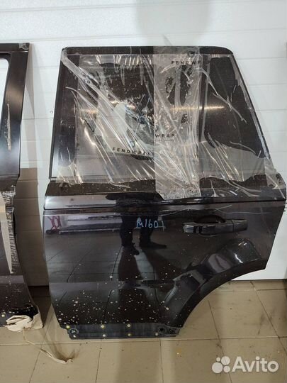 Дверь задняя левая Land Rover Range Rover Sport