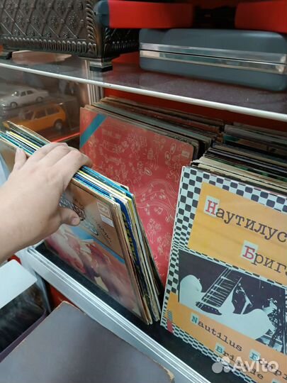 Виниловые пластинки разных исполнителей