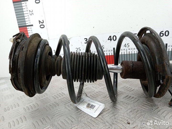 Стойка для Renault Laguna 2