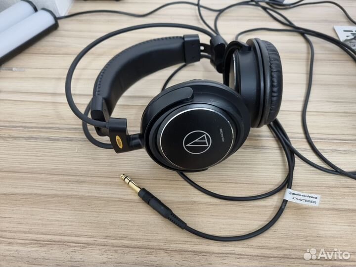 Наушники Audio-technica ATH-AVC500