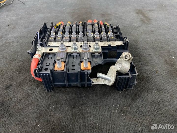 Блок предохранителей Land Rover Range Rover L405