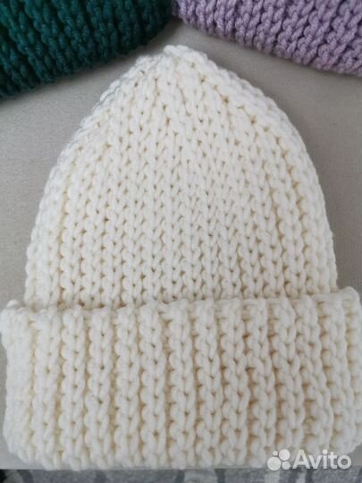 Шапка вязаная ручная работа