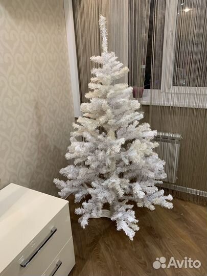 Ель искусственная белая