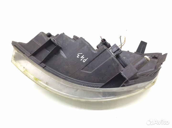 Фара Renault Scenic (2003-2009)