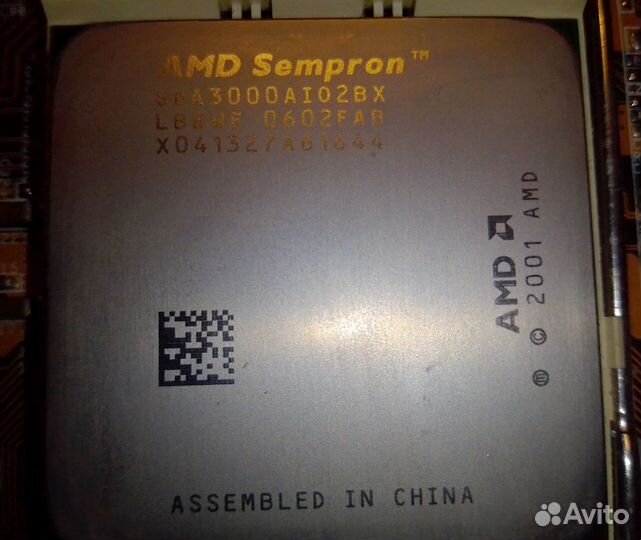 Старая материнская плата с процессором